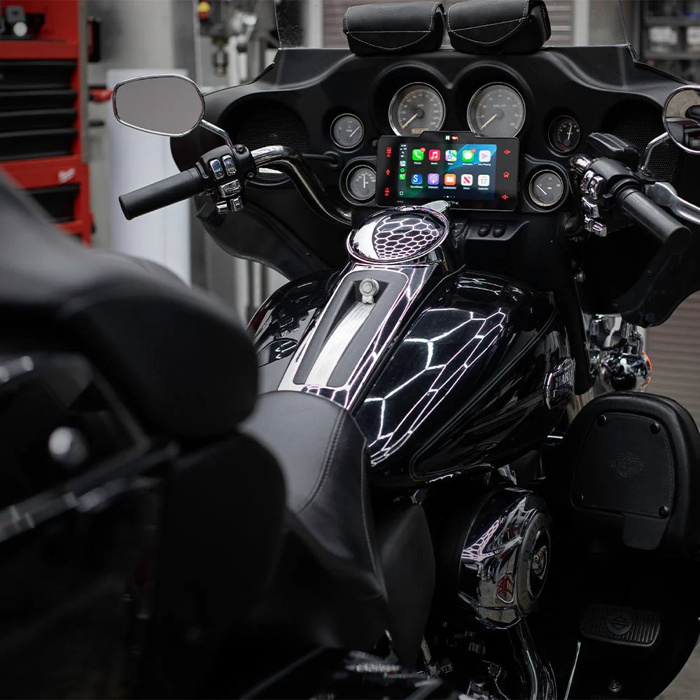 SoundStream Reserve WHD.SG Plug-N-Play Upgrade Headunit for 1998-2013 Harley Davidson® Street Glide with Wireless Apple CarPlay®, Android Auto® & SiriusXM Ready® ( WHDSG ) - Image 8